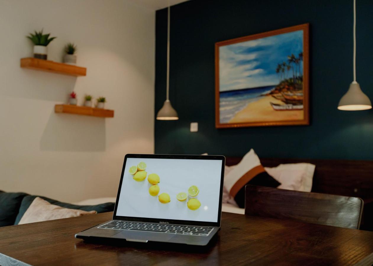 Enjoy Luxury Studio W/Pool @Embassy Gardens Акра Екстериор снимка
